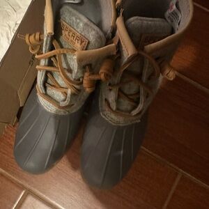 Sperry Kids Gray and Tan Rain Boots
